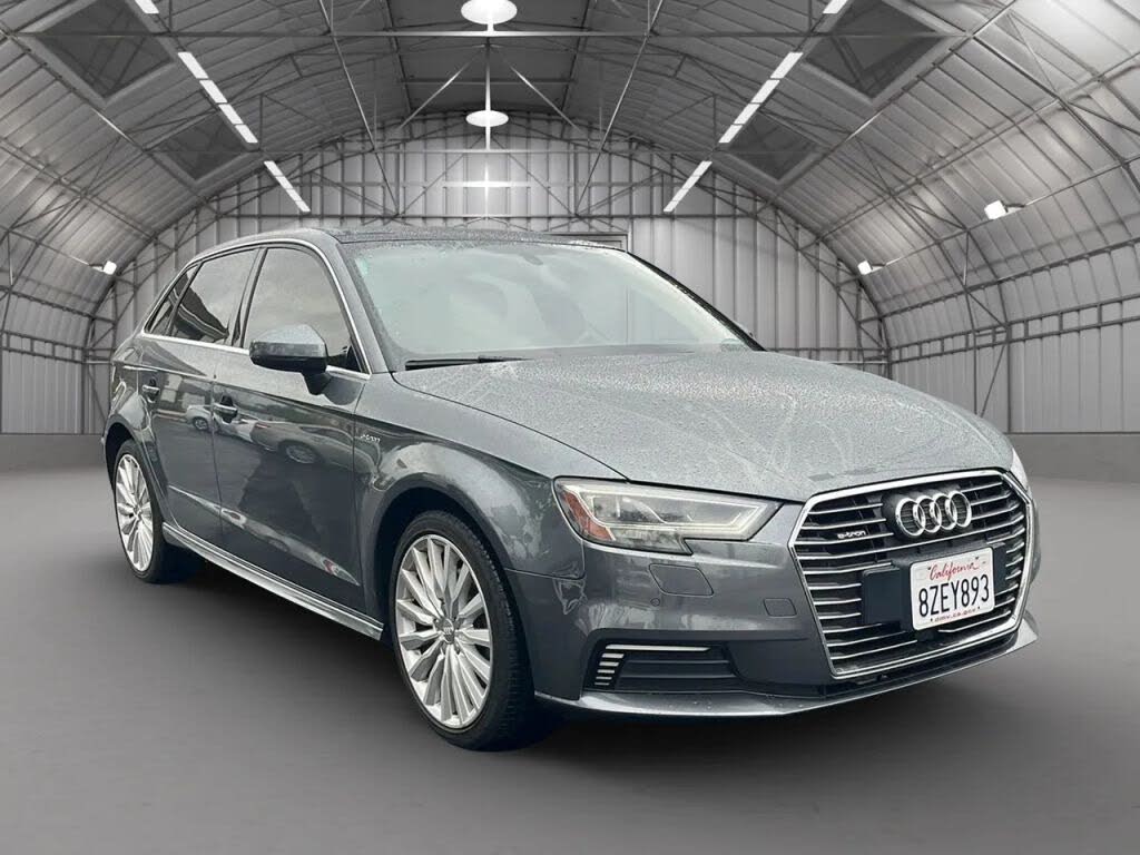 2017 Audi A3 Sportback e-tron 1.4T Premium Plus FWD