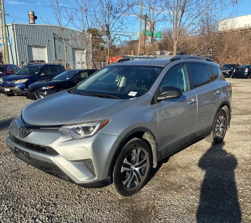 2018 Toyota RAV4 LE AWD