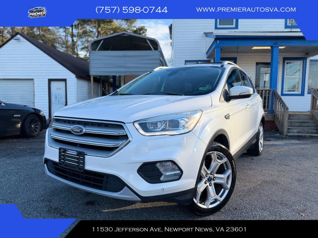 2019 Ford Escape Titanium FWD