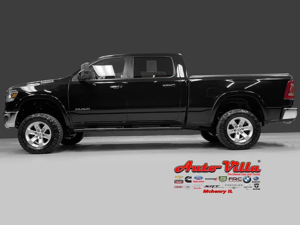 2022 RAM 1500 Laramie Crew Cab 4WD