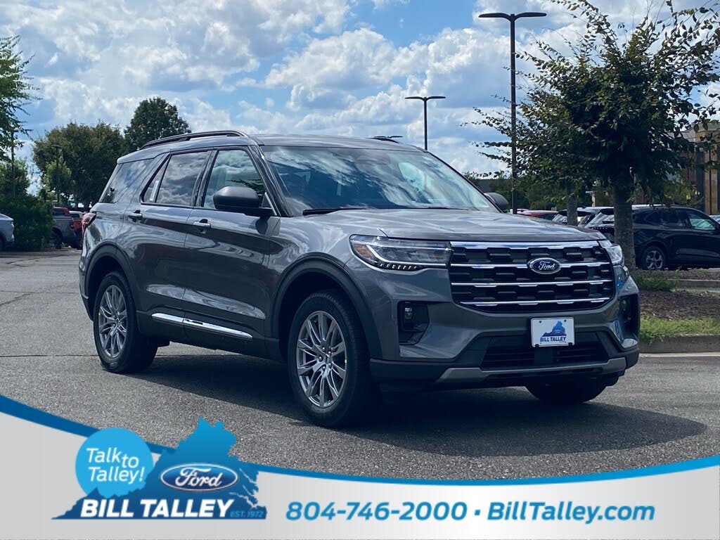 2025 Ford Explorer Active AWD