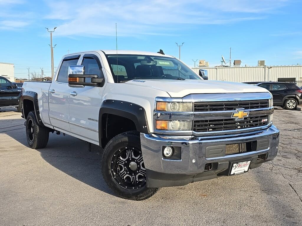 2015 Chevrolet Silverado 2500HD LTZ Crew Cab 4WD