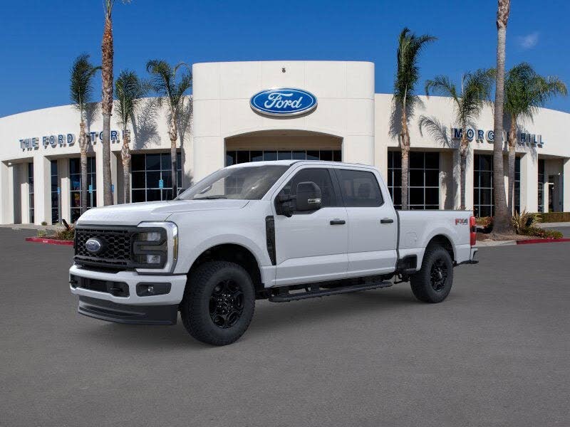 2025 Ford F-250 Super Duty XL Crew Cab 4WD
