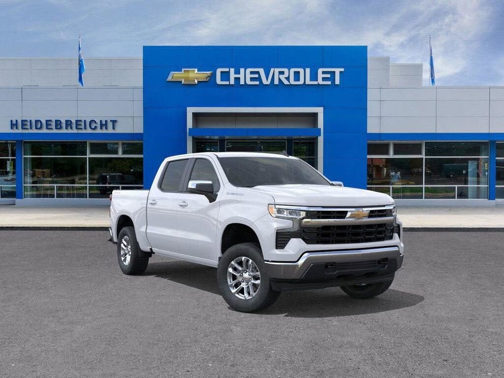 2026 Chevrolet Silverado 1500 LT Crew Cab 4WD
