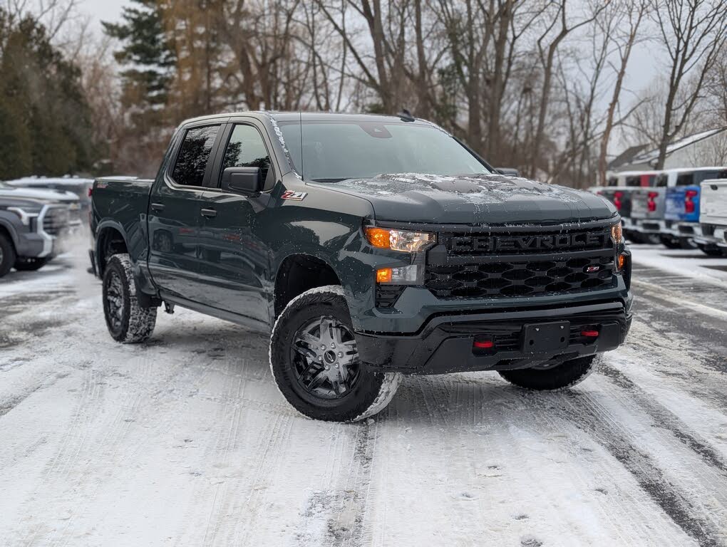 2026 Chevrolet Silverado 1500 Custom Trail Boss Crew Cab 4WD