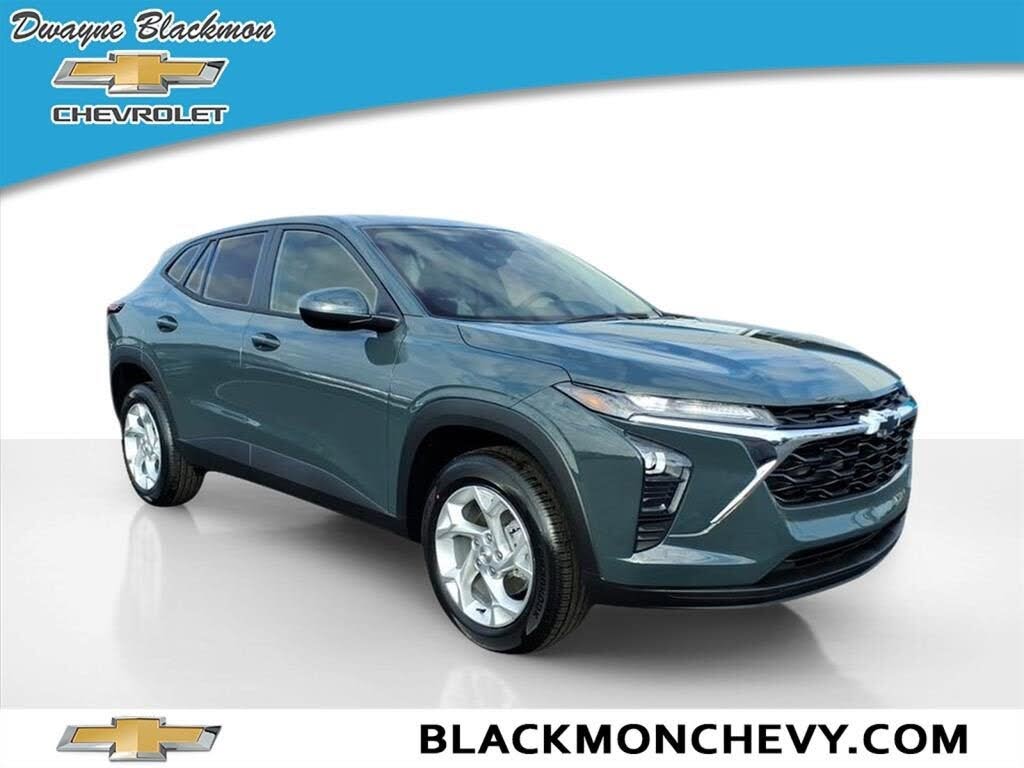 2026 Chevrolet Trax LS FWD