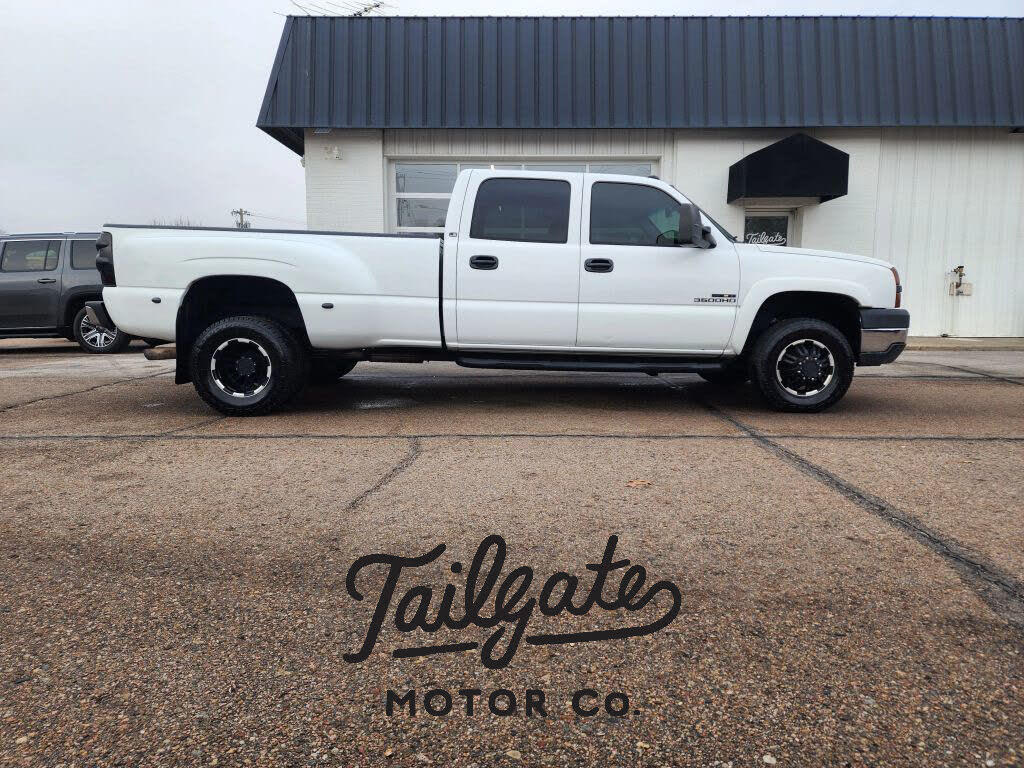 2004 Chevrolet Silverado 3500 LS Crew Cab LB DRW 4WD