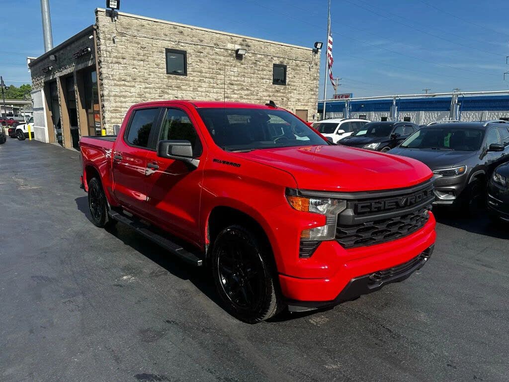 2022 Chevrolet Silverado 1500 Custom Crew Cab RWD