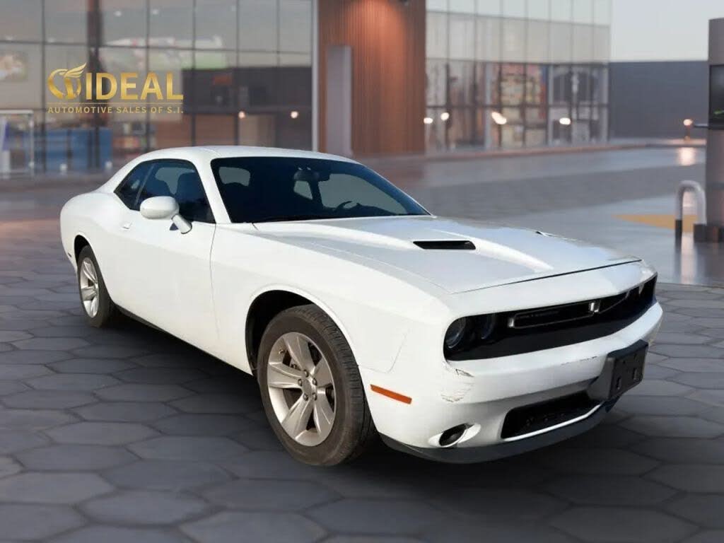 2023 Dodge Challenger SXT RWD