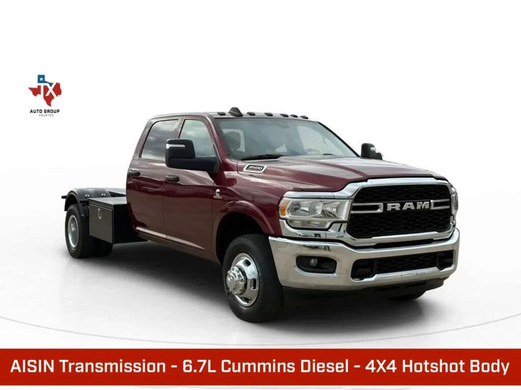 2023 RAM 3500 Chassis Tradesman Crew Cab LB DRW 4WD
