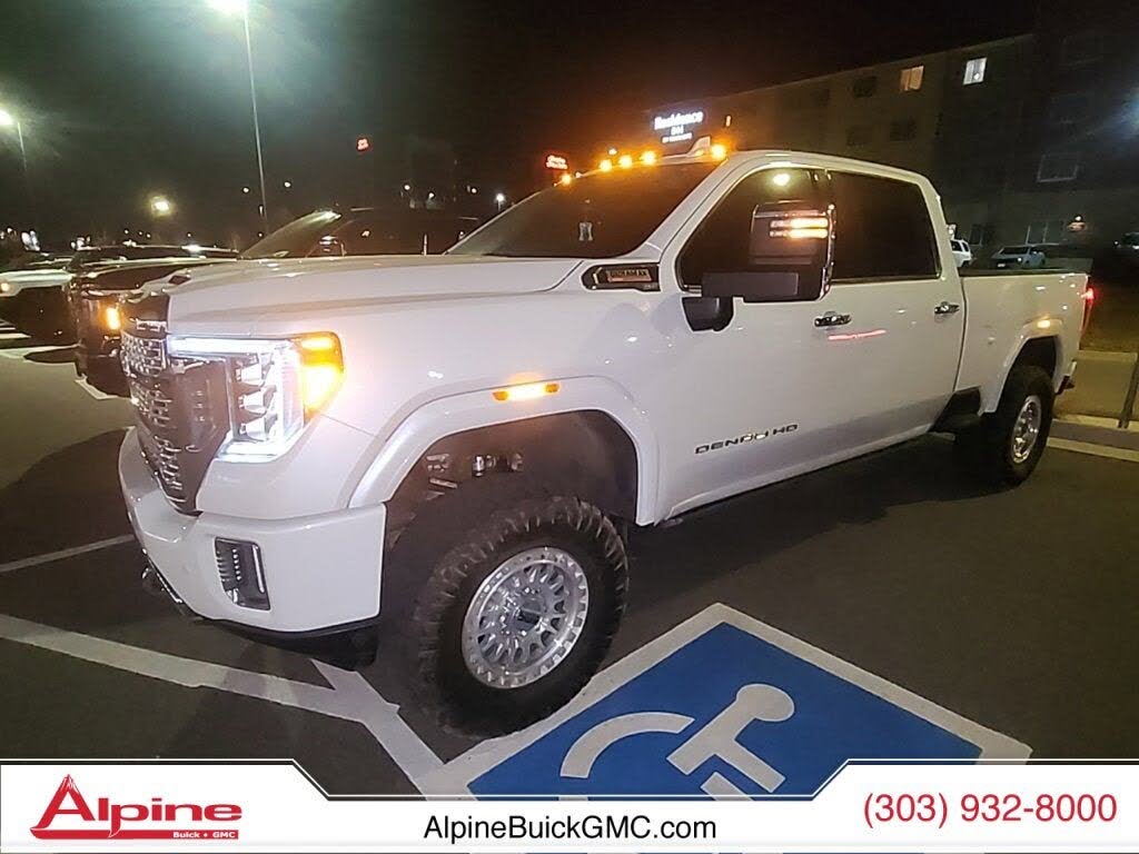 2020 GMC Sierra 2500HD Denali Crew Cab 4WD