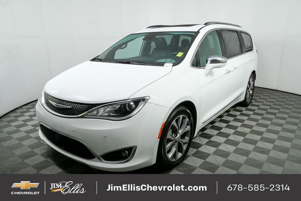 2020 Chrysler Pacifica Limited FWD