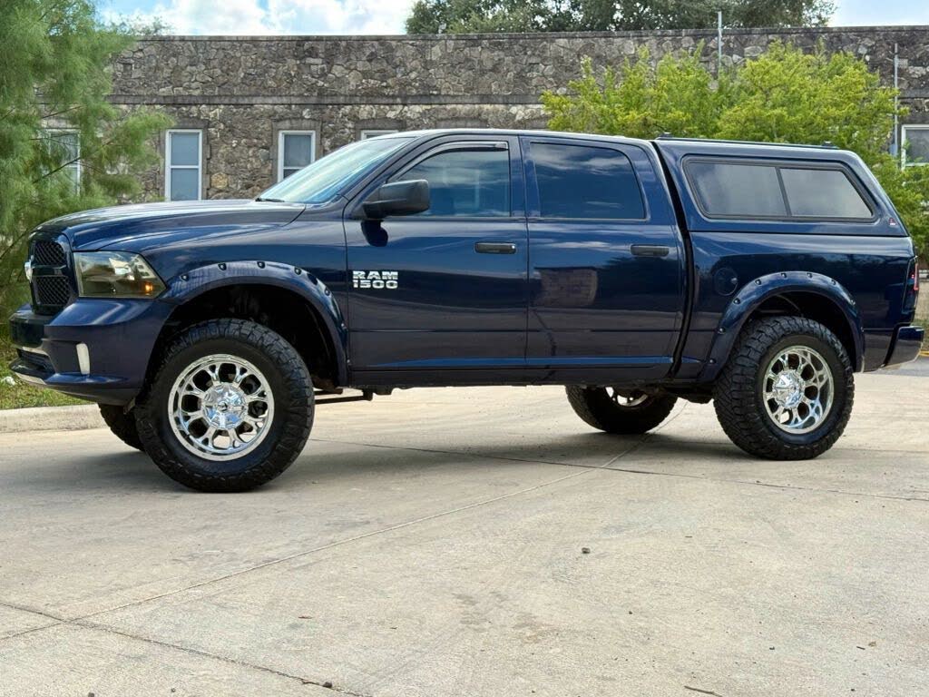 2013 RAM 1500 Express Crew Cab 4WD