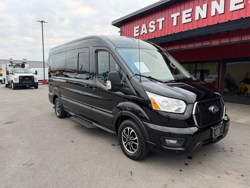 2022 Ford Transit Passenger 350 XLT Medium Roof LB RWD