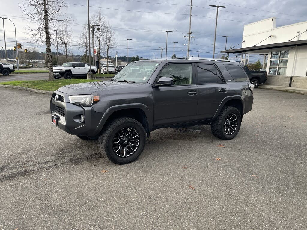 2017 Toyota 4Runner SR5 4WD
