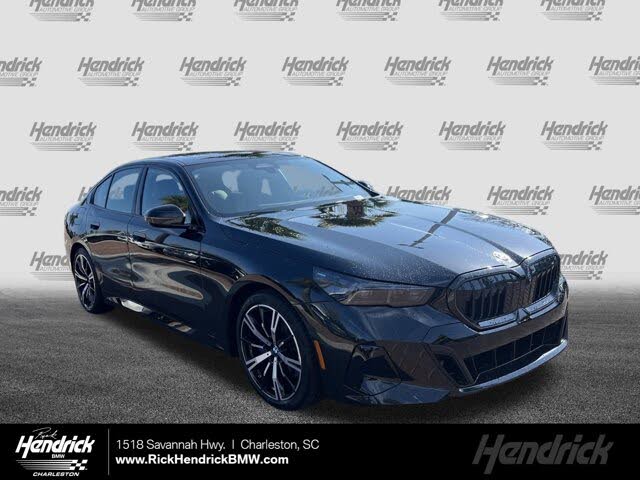 2025 BMW 5 Series 530i RWD