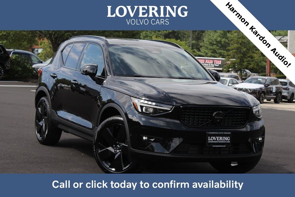 2026 Volvo XC40 B5 Ultra Black Edition AWD
