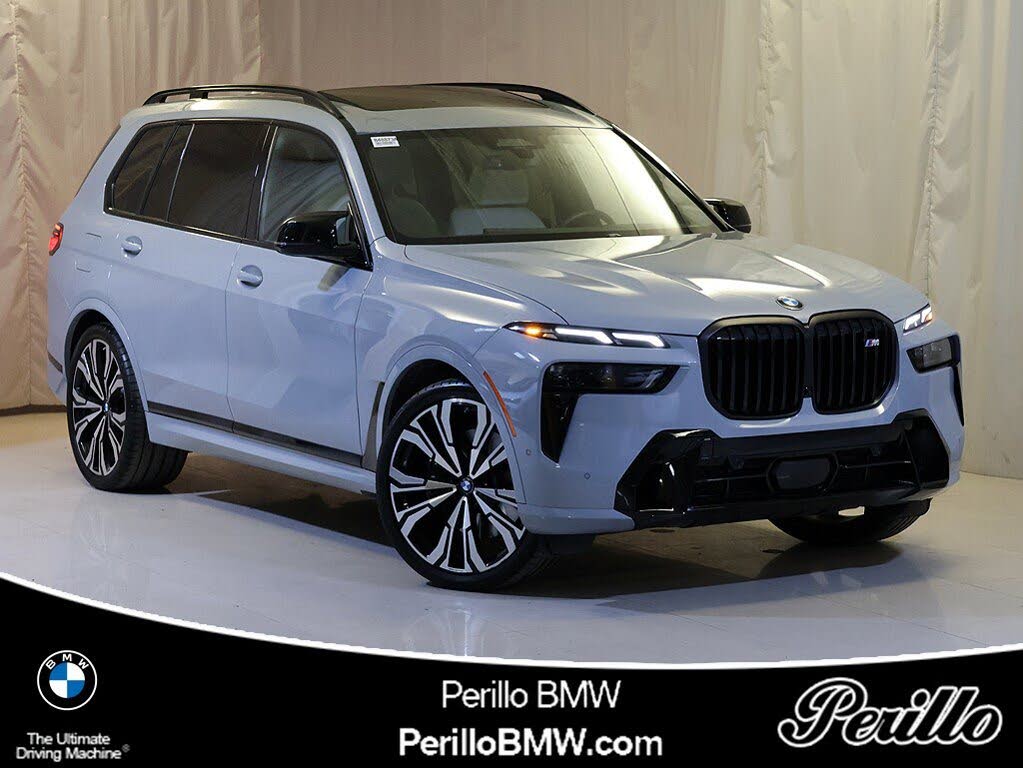 2025 BMW X7 M60i AWD