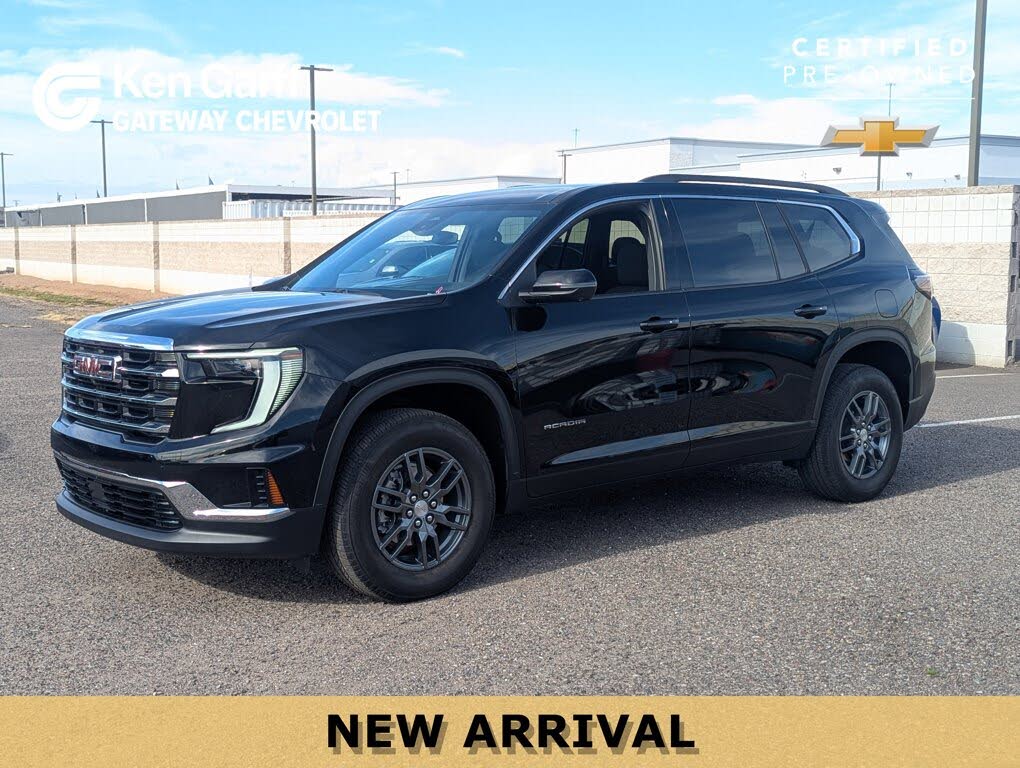 2025 GMC Acadia Elevation FWD