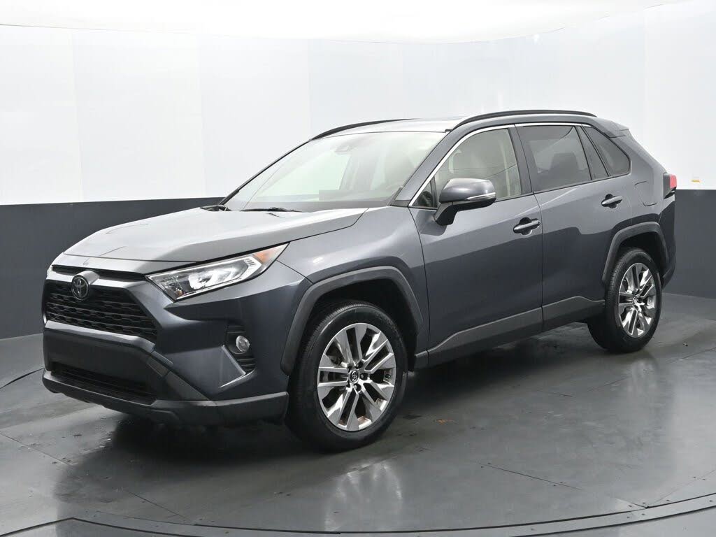 2019 Toyota RAV4 XLE Premium FWD