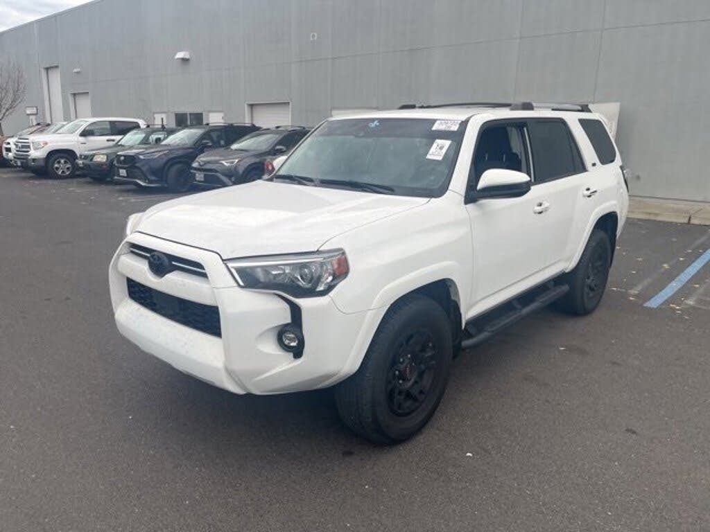 2023 Toyota 4Runner SR5 RWD