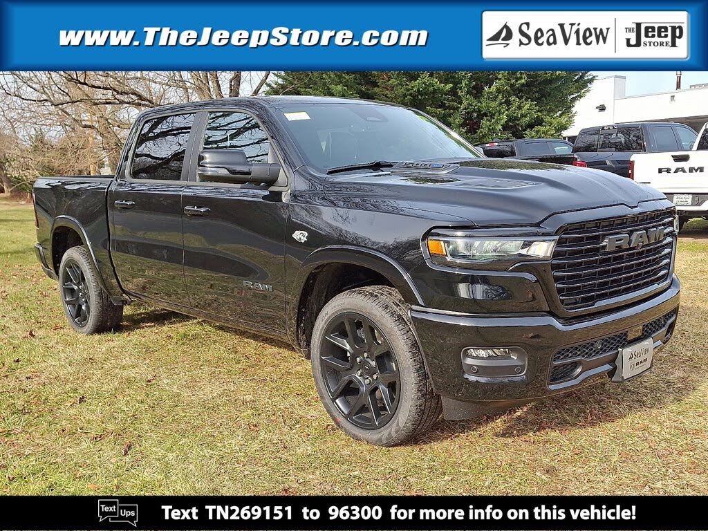 2026 RAM 1500 Laramie Crew Cab 4WD