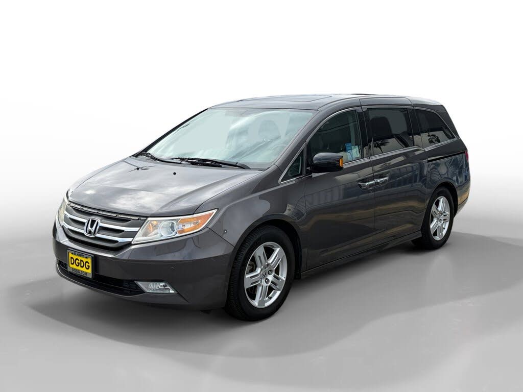 2013 Honda Odyssey Touring FWD