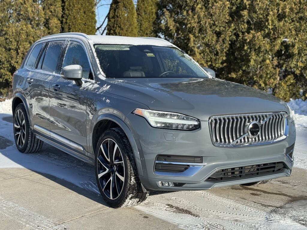 2023 Volvo XC90 B5 Plus Bright Theme AWD