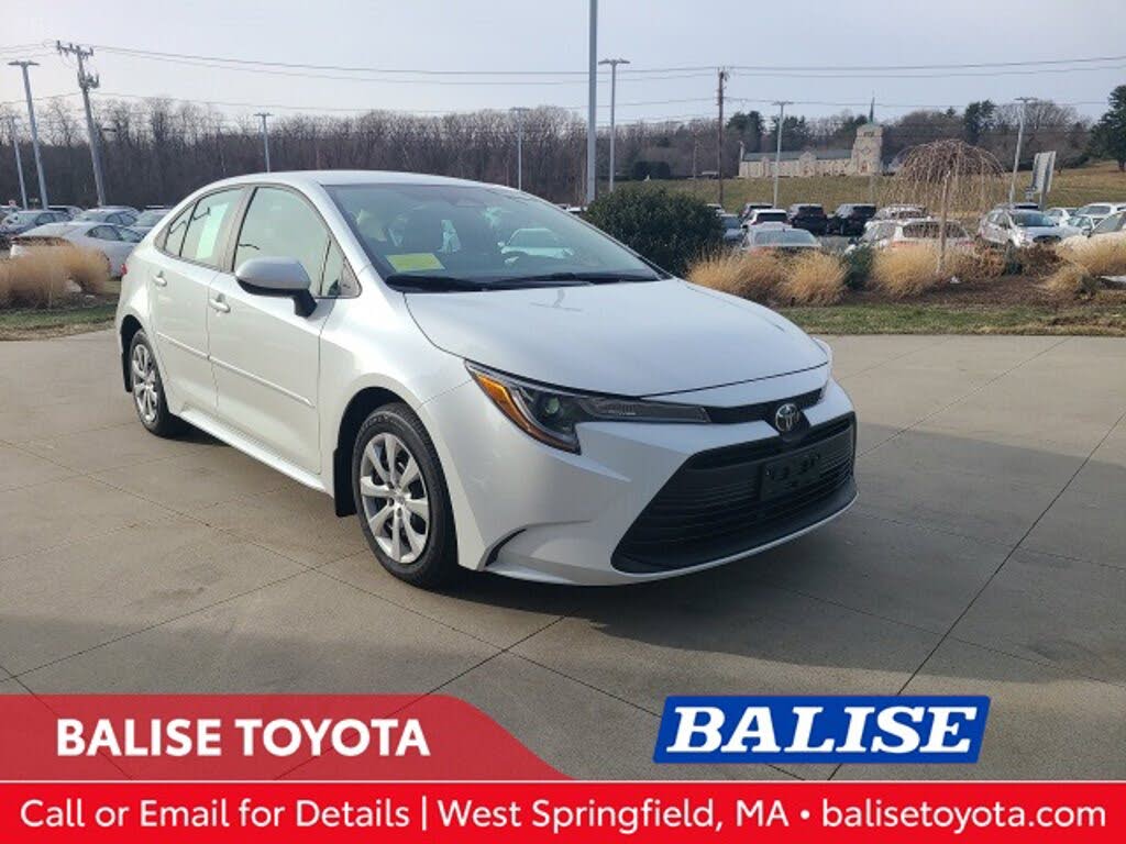 2024 Toyota Corolla LE FWD