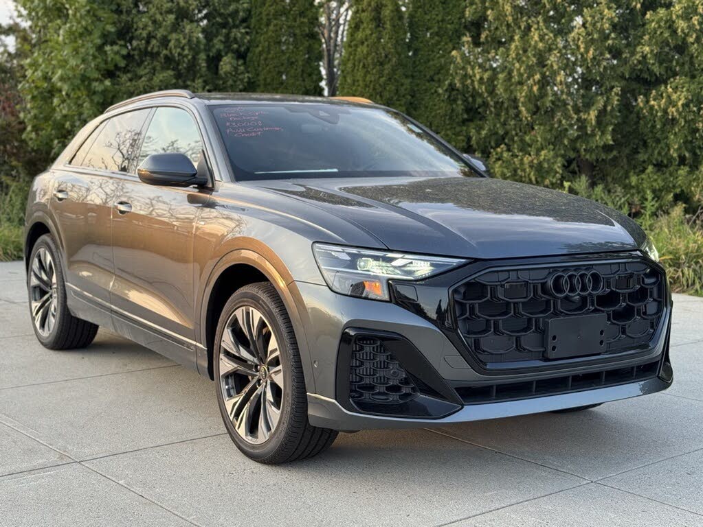 2025 Audi Q8 quattro Premium Plus 55 TFSI