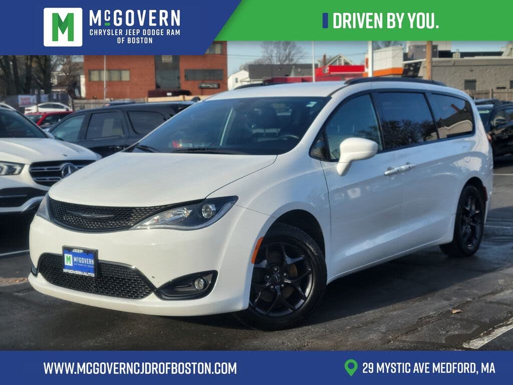 2019 Chrysler Pacifica Touring L FWD