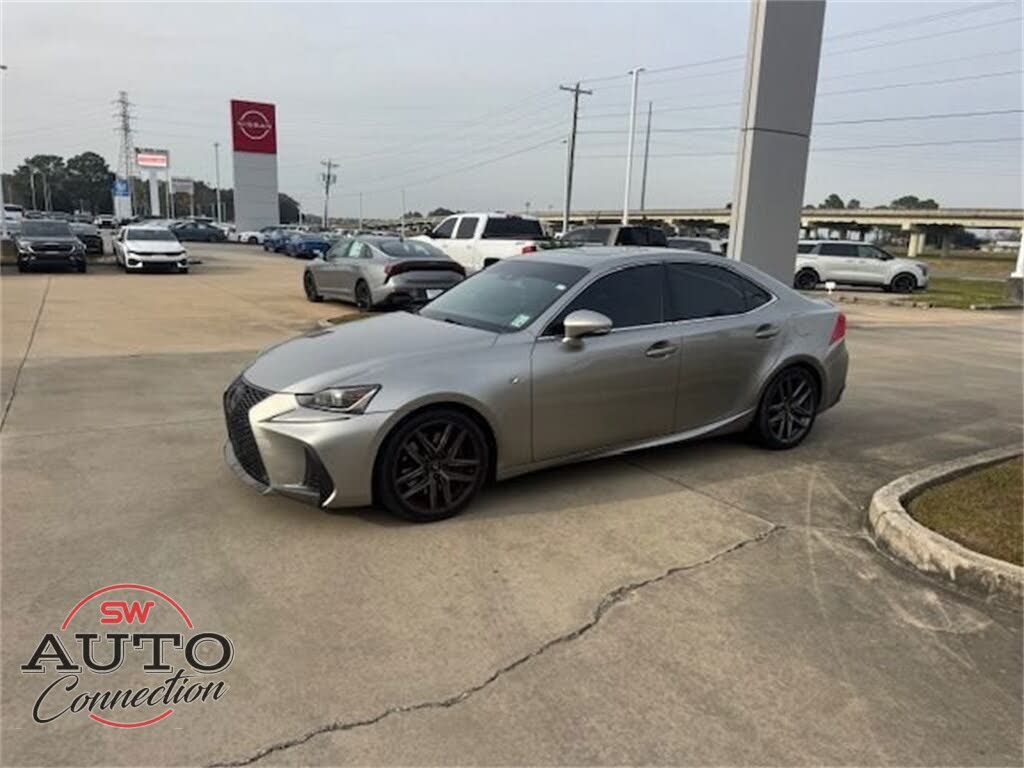 2019 Lexus IS 300 RWD