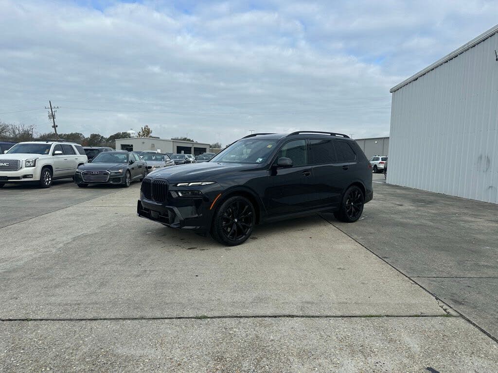 2023 BMW X7 xDrive40i AWD