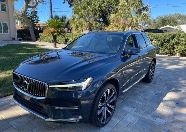 2023 Volvo XC60 B5 Ultimate Bright Theme FWD