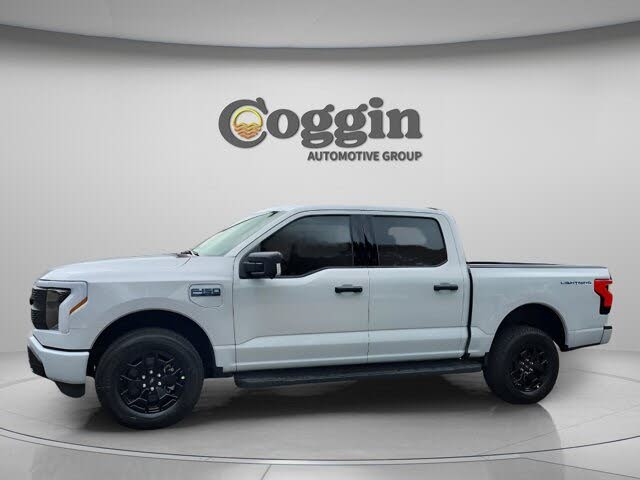 2025 Ford F-150 Lightning XLT SuperCrew AWD
