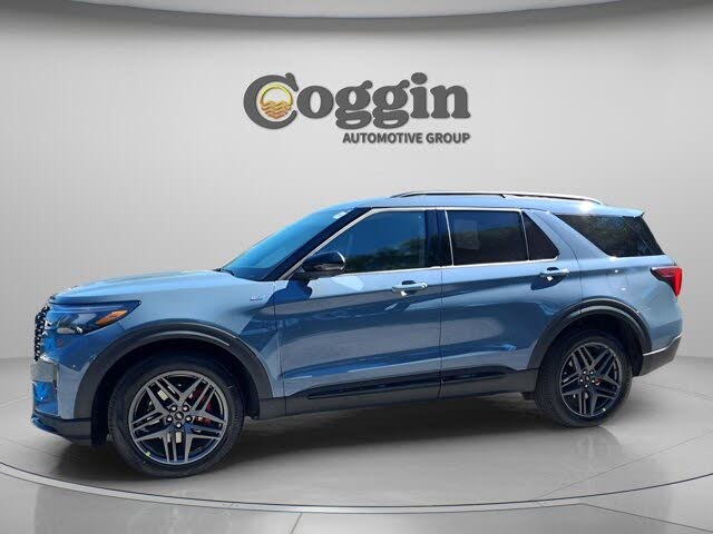 2026 Ford Explorer ST-Line AWD