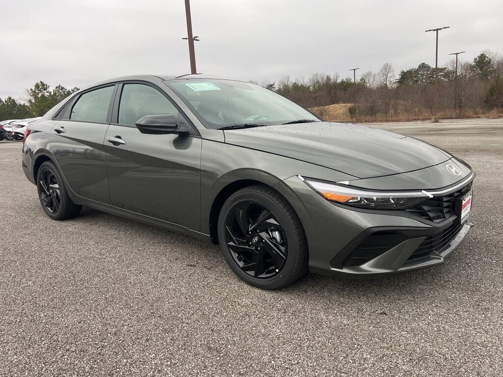 2026 Hyundai Elantra SEL Sport FWD