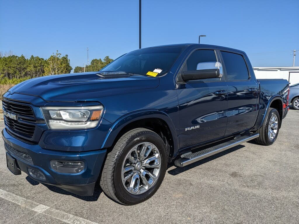 2019 RAM 1500 Laramie Crew Cab 4WD