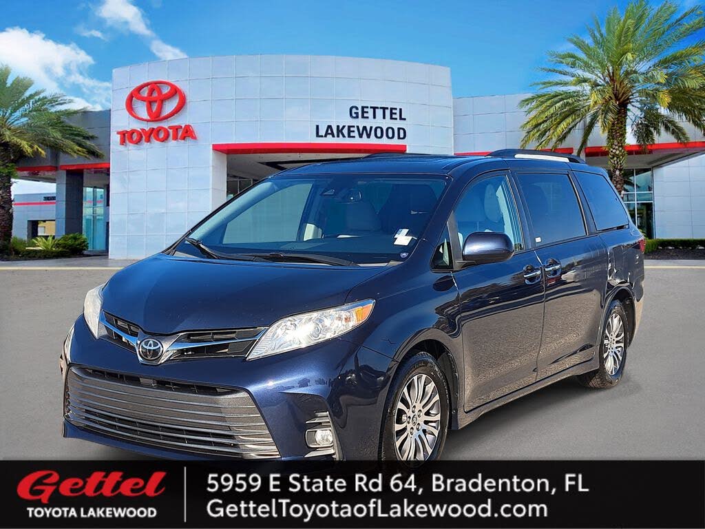 2020 Toyota Sienna XLE Premium 8-Passenger FWD