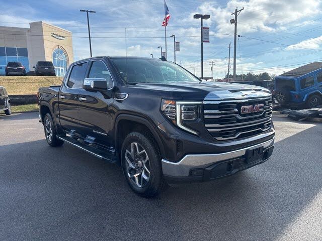 2023 GMC Sierra 1500 SLT Crew Cab 4WD