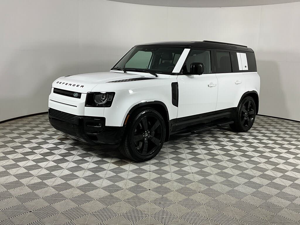 2024 Land Rover Defender 110 P400 X-Dynamic SE AWD