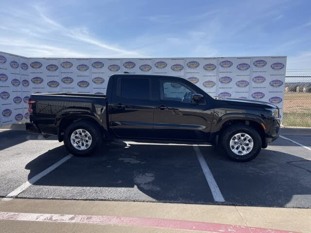 2024 Nissan Frontier SV Crew Cab RWD