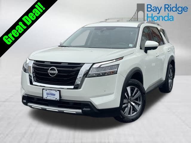 2024 Nissan Pathfinder SL 4WD