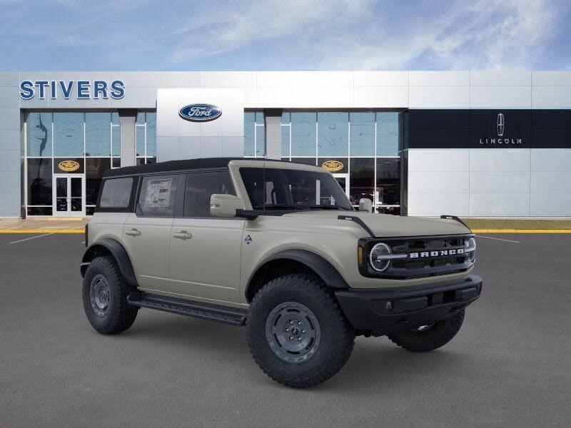 2025 Ford Bronco Outer Banks 4-Door 4WD