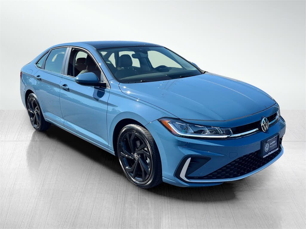 2025 Volkswagen Jetta SE FWD