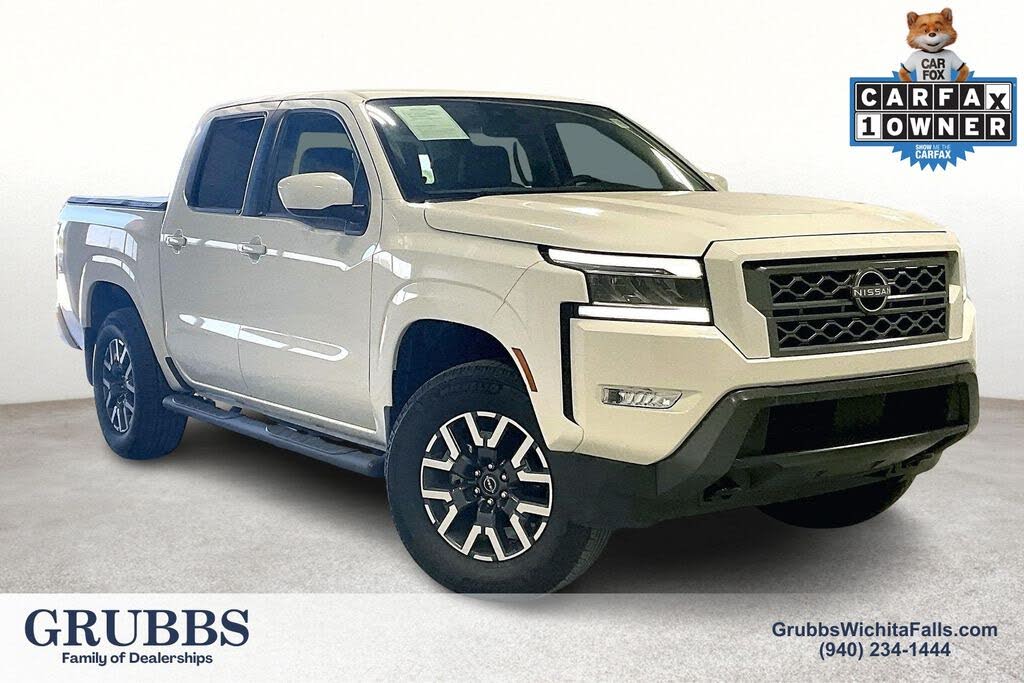 2024 Nissan Frontier SL 4dr Crew Cab 4WD