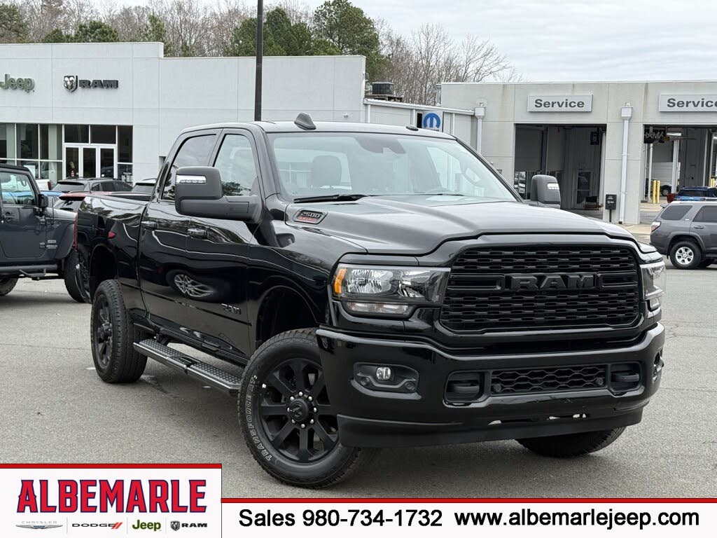 2024 RAM 2500 Big Horn Crew Cab 4WD