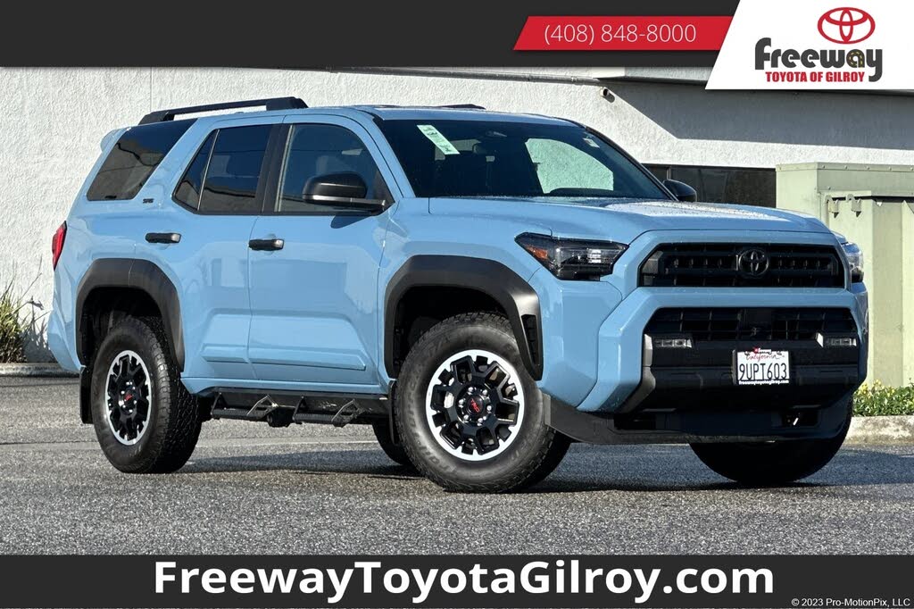 2025 Toyota 4Runner SR5 4WD