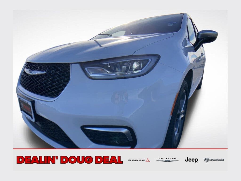 2026 Chrysler Pacifica Pinnacle AWD