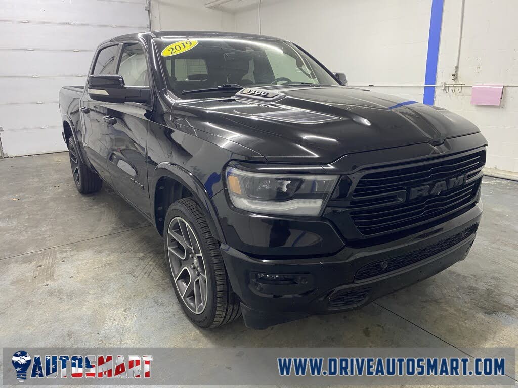 2019 RAM 1500 Laramie Crew Cab 4WD